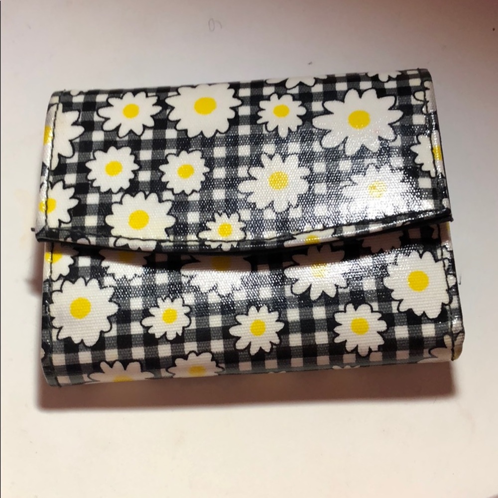 Cute Little Flower Wallet 🌼